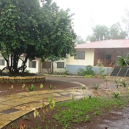 Prakruti Agro Farm Hotel Jawhar Exterior photo
